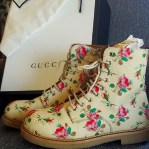 Kids Gucci floral boots 53271134